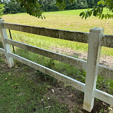 Vinyl-PVC-Fence-Cleaning-in-Oxford-MS 0